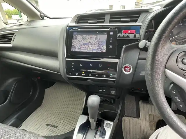 ホンダ フィット 13G Sパッケージ 静岡県 2014(平26)年 7.9万km アトラクトイエローパール 純正メーカーナビ/フルセグTV/DVD/CD/USB/Bluetooth/バックカメラ/純正エアロ/純正15インチアルミホイール/ビルトインETC/LEDライト/スマートキー2個/プッシュスタート/新車時保証書/取扱説明書