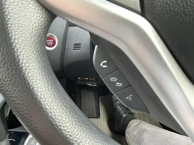 ホンダ フィット 13G Sパッケージ 静岡県 2014(平26)年 7.9万km アトラクトイエローパール 純正メーカーナビ/フルセグTV/DVD/CD/USB/Bluetooth/バックカメラ/純正エアロ/純正15インチアルミホイール/ビルトインETC/LEDライト/スマートキー2個/プッシュスタート/新車時保証書/取扱説明書