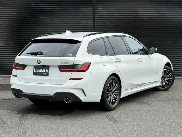 ＢＭＷ ３２０ｉ ツーリング Mスポーツ 静岡県 2020(令2)年 4.9万km アルピンホワイトⅢ コンフォート・パッケージ/・ラゲージ・コンパートメント・パッケージ/・ストレージ・パッケージ/・HiFiスピーカー・システム/ハーフレザーシート/電動リアゲート/ブラインドスポットアシスト/iDrive/(Bluetooth/ScreenMirroring/USB)/インテリジェントセーフティ/360°カメラ/アダプティブクルーズコントロール/レーンキープアシスト/PDC/メモリー付パワーシート/シートヒーター/コンフォートアクセス/ETC/ドライブレコーダー/純正フロアマット/純正18インチアルミホイール/保証書/取扱説明書/スペアキー