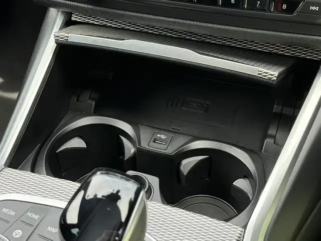 ＢＭＷ ３２０ｉ ツーリング Mスポーツ 静岡県 2020(令2)年 4.9万km アルピンホワイトⅢ コンフォート・パッケージ/・ラゲージ・コンパートメント・パッケージ/・ストレージ・パッケージ/・HiFiスピーカー・システム/ハーフレザーシート/電動リアゲート/ブラインドスポットアシスト/iDrive/(Bluetooth/ScreenMirroring/USB)/インテリジェントセーフティ/360°カメラ/アダプティブクルーズコントロール/レーンキープアシスト/PDC/メモリー付パワーシート/シートヒーター/コンフォートアクセス/ETC/ドライブレコーダー/純正フロアマット/純正18インチアルミホイール/保証書/取扱説明書/スペアキー