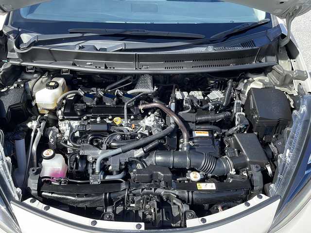 トヨタ アクア Z 沖縄県 2021(令3)年 7.1万km クリアベージュメタリック 純正ディスプレイオーディオ（Bluetooth・TV）/バックカメラ/ETC/シートヒーター/パワーシート/ドライブレコーダー/コーナーセンサー/衝突軽減システム/オートライト/BSM/革巻きステアリング/ステアリングスイッチ/電動格納ミラー/LEDヘッドライト