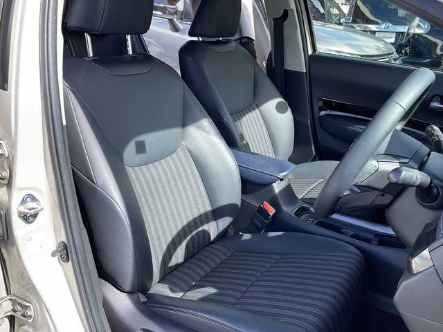 トヨタ アクア Z 沖縄県 2021(令3)年 7.1万km クリアベージュメタリック 純正ディスプレイオーディオ（Bluetooth・TV）/バックカメラ/ETC/シートヒーター/パワーシート/ドライブレコーダー/コーナーセンサー/衝突軽減システム/オートライト/BSM/革巻きステアリング/ステアリングスイッチ/電動格納ミラー/LEDヘッドライト
