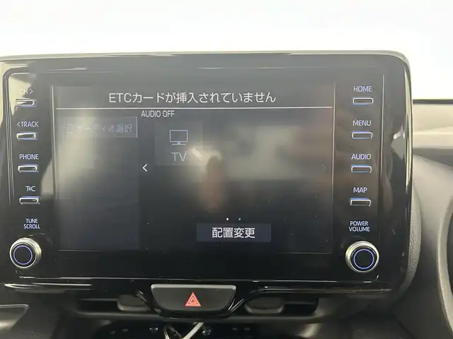 トヨタ ヤリス ハイブリッド Z 道央・札幌 2020(令2)年 4.7万km ホワイトパールクリスタルシャイン ・４WD/・純正ディスプレイオーディオ/　BT/USB/フルセグ/・パノラミックビューモニター/・ビルトインETC2.0/・トヨタセーフティセンス/・プリクラッシュセーフティ/・レーントレーシングアシスト/・ブラインドスポットモニター/・クリアランスソナー/・リヤクロストラフィックアラート/・パーキングサポートブレーキ/・ロードサインアシスト/・オートハイビーム/・レーダークルーズコントロール/・前席シートヒーター/・LEDヘッドライト/・オートライト/・プッシュスタート/・スマートキー/・純正フロアマット/・ドアバイザー