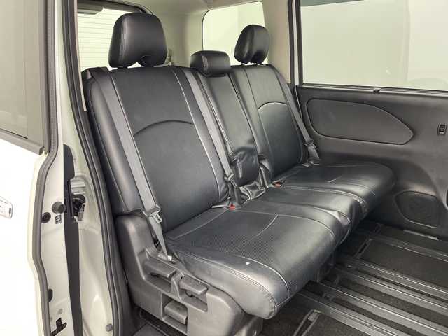 日産 セレナ ハイウェイスター V 愛知県 2019(令1)年 10.7万km ブリリアントホワイトパール 11型ナビ・フルセグTV/アルパインフリップダウンモニター/アラウンドビューモニター/両側パワースライドドア/スマートキー/LEDヘッドライト/プロパイロット/ETC