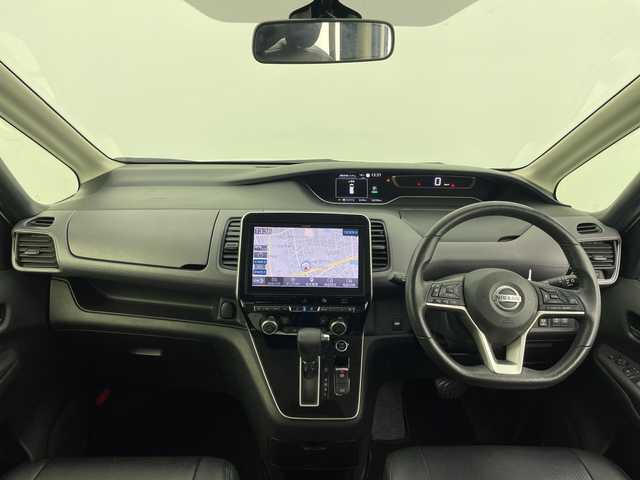 日産 セレナ ハイウェイスター V 愛知県 2019(令1)年 10.7万km ブリリアントホワイトパール 11型ナビ・フルセグTV/アルパインフリップダウンモニター/アラウンドビューモニター/両側パワースライドドア/スマートキー/LEDヘッドライト/プロパイロット/ETC