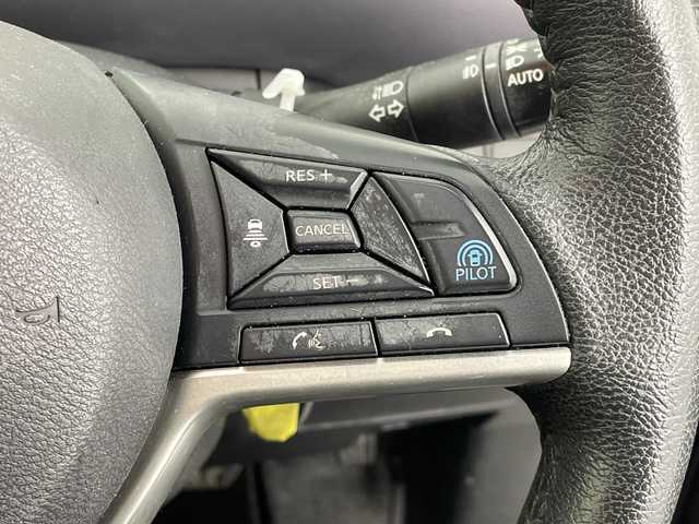 日産 セレナ ハイウェイスター V 愛知県 2019(令1)年 10.7万km ブリリアントホワイトパール 11型ナビ・フルセグTV/アルパインフリップダウンモニター/アラウンドビューモニター/両側パワースライドドア/スマートキー/LEDヘッドライト/プロパイロット/ETC