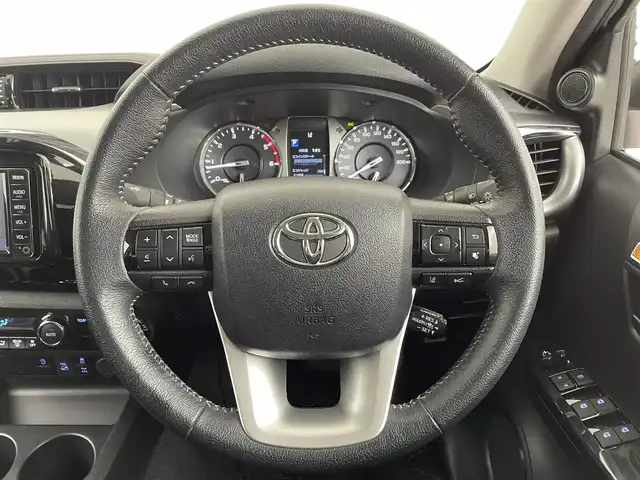 トヨタ ハイラックス Z 大阪府 2021(令3)年 3.5万km スーパーホワイトⅡ 禁煙車/プリクラッシュセーフティ　PCS/　・レーンディパーチャーアラート　LDA/　・レーダークルーズコントロール　ACC/　・ロードサインアシスト　RSA/　・先行車発進告知機能/純正ナビ/　Bluetooth/AM/FM/CD/DVD/AUX/ワンセグ/バックカメラ/LEDオートライト/スマートキー/純正ETC/MTモード付AT/革巻きステアリング/ステアリングスイッチ/電動格納ウィンカーミラー/トノカバー