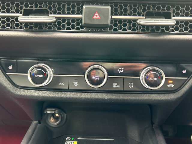 ホンダ ＺＲ－Ｖ ハイブリッド e:HEV Z 千葉県 2023(令5)年 5.6万km スーパープラチナグレーメタリック ナビ　全方位カメラ　革シート　ＢＯＳＥサウンド　置くだけ充電　ＢＴ　ＵＳＢ　フルセグ　スマホ連携　シートヒーター　パワーシート　パドルシフト　ドラレコ　ＢＳＭ　ＥＴＣ　電動リアドア　ＬＥＤ 18AW