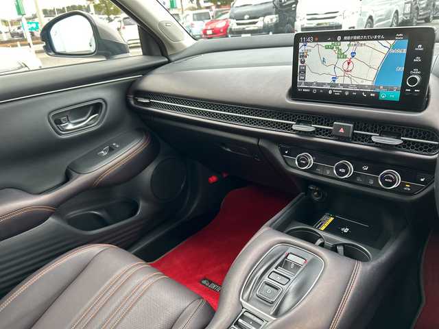 ホンダ ＺＲ－Ｖ ハイブリッド e:HEV Z 千葉県 2023(令5)年 5.6万km スーパープラチナグレーメタリック ナビ　全方位カメラ　革シート　ＢＯＳＥサウンド　置くだけ充電　ＢＴ　ＵＳＢ　フルセグ　スマホ連携　シートヒーター　パワーシート　パドルシフト　ドラレコ　ＢＳＭ　ＥＴＣ　電動リアドア　ＬＥＤ 18AW