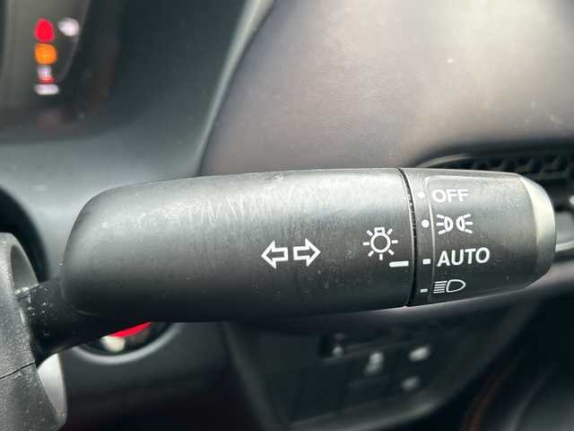 ホンダ ＺＲ－Ｖ ハイブリッド e:HEV Z 千葉県 2023(令5)年 5.6万km スーパープラチナグレーメタリック ナビ　全方位カメラ　革シート　ＢＯＳＥサウンド　置くだけ充電　ＢＴ　ＵＳＢ　フルセグ　スマホ連携　シートヒーター　パワーシート　パドルシフト　ドラレコ　ＢＳＭ　ＥＴＣ　電動リアドア　ＬＥＤ 18AW