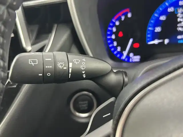 トヨタ カローラ スポーツ G Z 愛知県 2019(令1)年 3.5万km ホワイトパールクリスタルシャイン 禁煙車/純正7インチナビ/（AM/FM/Bluetooth/USB)/バックカメラ/トヨタセーフティセンス/・プリクラッシュセーフティ/・オートマチックハイビーム/・レーダークルーズコントロール/・レーントレーシングアシスト/・クリアランスソナー/・パーキングサポートブレーキ/・ロードサインアシスト/ドライブレコーダー/ETC2.0/アイドリングストップ/スマートキー/プッシュスタート/純正18インチアルミホイール/純正フロアマット