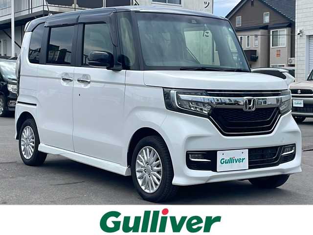 ホンダ Ｎ ＢＯＸ カスタム G L ホンダセンシング 道東・釧路十勝 2018(平30)年 6万km プラチナホワイトパール ・4WD/・ワンオーナー/・社外メモリナビ/ CD/DVD/SD/BT/フルセグ/・バックカメラ/・社外後席モニター/・衝突軽減ブレーキ/・レーンキープアシスト/・レーダークルーズコントロール/・アイドリングストップ/・誤発進抑制/・両側パワースライドドア /・前席シートヒーター /・オートライト/・オートマチックハイビーム/・LEDヘッドライト/・LEDフォグライト/・ビルトインETC/・純正スマートキー一体型エンジンスターター /・純正フロアマット/・ドアバイザー/・サンシェード/・ミラーヒーター /・スペアキー