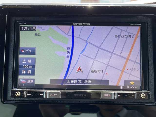 ホンダ Ｎ ＢＯＸ カスタム G L ホンダセンシング 道東・釧路十勝 2018(平30)年 6万km プラチナホワイトパール ・4WD/・ワンオーナー/・社外メモリナビ/ CD/DVD/SD/BT/フルセグ/・バックカメラ/・社外後席モニター/・衝突軽減ブレーキ/・レーンキープアシスト/・レーダークルーズコントロール/・アイドリングストップ/・誤発進抑制/・両側パワースライドドア /・前席シートヒーター /・オートライト/・オートマチックハイビーム/・LEDヘッドライト/・LEDフォグライト/・ビルトインETC/・純正スマートキー一体型エンジンスターター /・純正フロアマット/・ドアバイザー/・サンシェード/・ミラーヒーター /・スペアキー