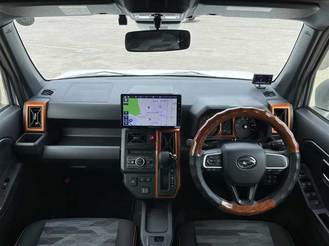 ダイハツ タフト G 道央・札幌 2024(令6)年 0.5万km シャイニングホワイトパール ４WD/ワンオーナー/ガラスルーフ/純正ディーラーOPナビ/CD/DVD/BT/フルセグ/衝突被害軽減ブレーキ/横滑り防止装置/レーンキープアシスト/コーナーセンサー/バックカメラ/ETC/ドライブレコーダー/アイドリングストップ/PWRMODE/前席シートヒーター/革巻きステアリング/ステアリングリモコン/電動パーキング/ブレーキホールド/レーダー探知機/プッシュスタート/スマートキー/LEDヘッドライト/オートライト/オートハイビーム/フォグランプ/電動格納ミラー/純正フロアマット/ドアバイザー/スペアキー/純正エンジンスターター/社外AW付冬タイヤ積込/165/65/R15/2023年/山9mm
