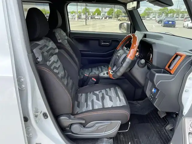 ダイハツ タフト G 道央・札幌 2024(令6)年 0.5万km シャイニングホワイトパール ４WD/ワンオーナー/ガラスルーフ/純正ディーラーOPナビ/CD/DVD/BT/フルセグ/衝突被害軽減ブレーキ/横滑り防止装置/レーンキープアシスト/コーナーセンサー/バックカメラ/ETC/ドライブレコーダー/アイドリングストップ/PWRMODE/前席シートヒーター/革巻きステアリング/ステアリングリモコン/電動パーキング/ブレーキホールド/レーダー探知機/プッシュスタート/スマートキー/LEDヘッドライト/オートライト/オートハイビーム/フォグランプ/電動格納ミラー/純正フロアマット/ドアバイザー/スペアキー/純正エンジンスターター/社外AW付冬タイヤ積込/165/65/R15/2023年/山9mm