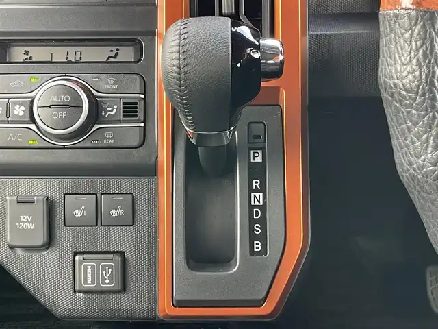 ダイハツ タフト G 道央・札幌 2024(令6)年 0.5万km シャイニングホワイトパール ４WD/ワンオーナー/ガラスルーフ/純正ディーラーOPナビ/CD/DVD/BT/フルセグ/衝突被害軽減ブレーキ/横滑り防止装置/レーンキープアシスト/コーナーセンサー/バックカメラ/ETC/ドライブレコーダー/アイドリングストップ/PWRMODE/前席シートヒーター/革巻きステアリング/ステアリングリモコン/電動パーキング/ブレーキホールド/レーダー探知機/プッシュスタート/スマートキー/LEDヘッドライト/オートライト/オートハイビーム/フォグランプ/電動格納ミラー/純正フロアマット/ドアバイザー/スペアキー/純正エンジンスターター/社外AW付冬タイヤ積込/165/65/R15/2023年/山9mm