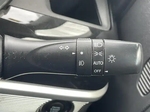 スズキ スペーシア カスタム HYBRID XS ターボ 大阪府 2018(平30)年 11.1万km ブルーイッシュブラックパール3 (株)IDOMが運営する【じしゃロン東大阪店】の自社ローン専用車両になります。こちらは現金またはオートローンご利用時の価格です。自社ローンご希望の方は別途その旨お申付け下さい/社外SDナビ【CN-RZ743W】/フルセグテレビ/Bluetooth/クルーズコントロール/プッシュスタート＆スマートキー/アイドリングストップ/両側パワースライドドア/パドルシフト/LEDヘッドライト/LEDフォグランプ/スリムサーキュレーター/ドアバイザー/取説（車両・ナビ）＆保証書/スペアキー