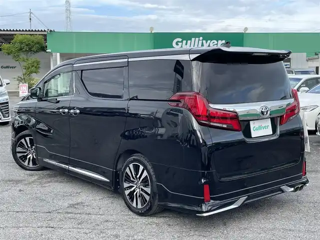 トヨタ アルファード S Cパッケージ 千葉県 2019(令1)年 5.7万km ブラック ワンオーナー/モデリスタエアロ(F/S/R)/サンルーフ/黒レザーシート/JBLプレミアムサウンドシステム/純正9インチナビ/・CD/DVD/MSV/Bluetooth/フルセグ/純正リアエンターテイメントシステム/パノラミックビューカメラ/両後パワースライドドア/パワーバックドア/デジタルインナーミラー/前席パワーシート/前席シートヒーター/前席シートベンチレーション/スマートキー/ステアリングヒーター/トヨタセーフティーセンス/・プリクラッシュセーフティー/・レーンキープアシスト/・パーキングサポートブレーキ/・ロードサインアシスト/・リヤクロストラフィックアラート/・ブラインドスポットモニター/・オートマチックハイビーム/・アダプティブクルーズコントロール/前後コーナーセンサー/ウッドコンビステアリング/三眼LEDヘッドライト/純正18インチアルミホイール/社外前後ドライブレコーダー/ビルトインETC2.0/サイド＆カーテンエアバッグ
