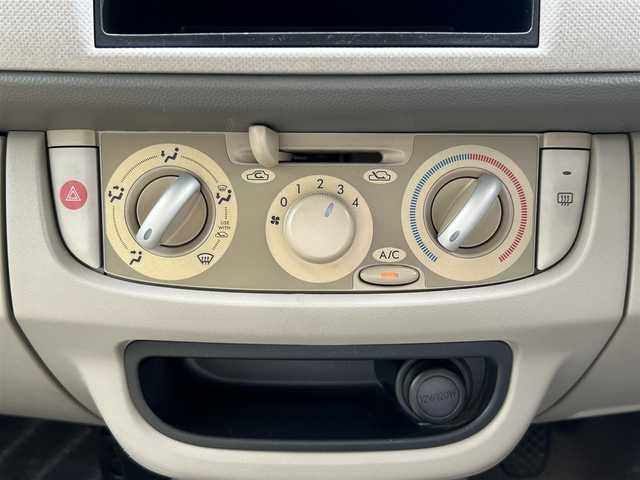 スバル ステラ L 群馬県 2008(平20)年 7.7万km シャンパンメタリック 5速MT/4WD/純正1DINオーディオ/（CD/AM/FM）/社外14インチアルミホイール/ハロゲンヘッドライト/レベライザー/パワーウィンドウ/パワーステアリング/純正フロアマット/シガーソケット/SRSエアバッグ/保証書/取扱説明書/スペアキー