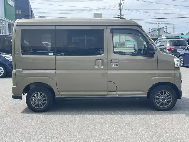 ダイハツ アトレー バン RS 山形県 2023(令5)年 2.8万km オフビートカーキM 4WD/衝突被害軽減システム/純正ディスプレイオーディオ/　　【BT フルセグ USB】/バックカメラ/両側パワースライドドア/レーダークルーズコントロール/LEDオートヘッドライト/12インチアルミホイール/アイドリングストップ/コーナーセンサー/ステアリングスイッチ/純正フロアマット/ドアバイザ―/スマートキー×2