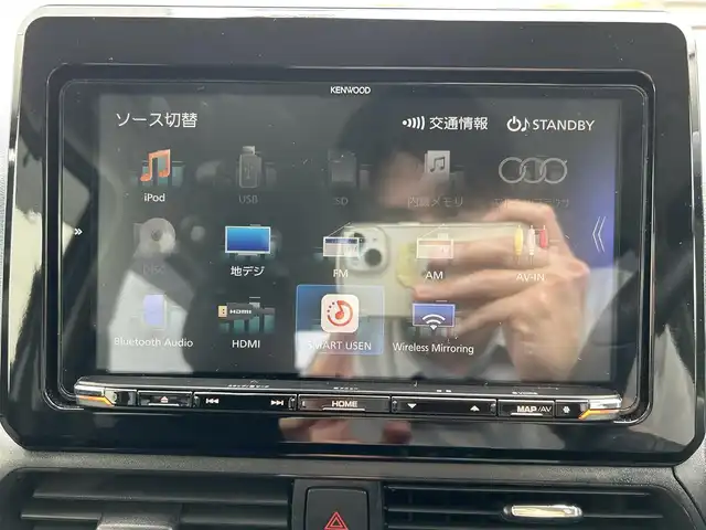 三菱 ｅＫクロス G 佐賀県 2022(令4)年 3万km シルキーホワイト ワンオーナー/衝突被害軽減ブレーキ/車線逸脱警報/前後コーナーセンサー/社外9インチナビ/・バックカメラ/・フルセグTV/CD/DVD/BT/前席シートヒーター/純正15インチAW/LEDヘッドライト/フォグランプ/オートライト/オートマチックハイビーム/プッシュスタート/ステアリングスイッチ/フロアマット/スペアキー×1/取扱説明書/保証書