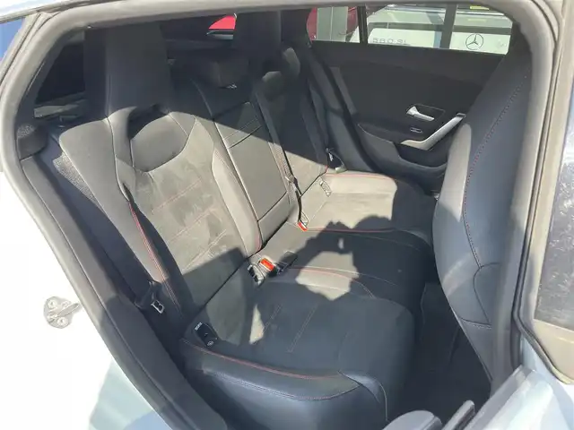 メルセデス・ベンツ ＣＬＡ１８０ Sブレイク AMGライン 千葉県 2020(令2)年 2.1万km デジタルホワイト パノラミックスライディングルーフ/ヘッドアップディスプレイ/ワイヤレス充電/純正HDDナビ/バックカメラ/地デジTV/パワーバックドア/パワーシート/シートヒーター/純正１８インチAW