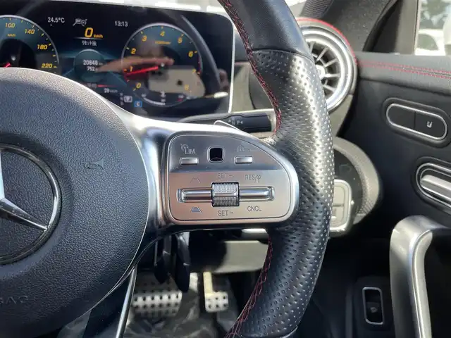 メルセデス・ベンツ ＣＬＡ１８０ Sブレイク AMGライン 千葉県 2020(令2)年 2.1万km デジタルホワイト パノラミックスライディングルーフ/ヘッドアップディスプレイ/ワイヤレス充電/純正HDDナビ/バックカメラ/地デジTV/パワーバックドア/パワーシート/シートヒーター/純正１８インチAW