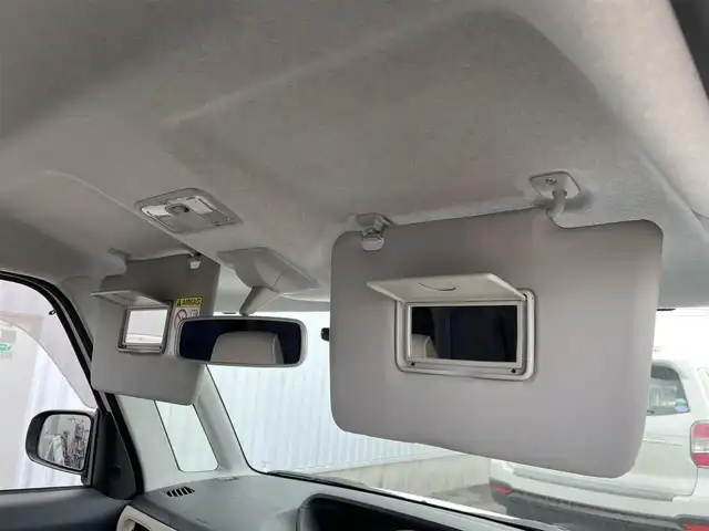 ダイハツ ムーヴ キャンバス X メイクアップ SA Ⅲ 佐賀県 2018(平30)年 4.3万km パールホワイトⅢ/ナチュラルベージュマイカメタリック 2トーン スマートアシストIII/エコアイドル/純正SDナビ/地デジTV/【DVD/CD再生機能】/バックカメラ/ドライブレコーダー（DRN-H68N）/ETC/リアコーナーセンサー/キーフリーシステム