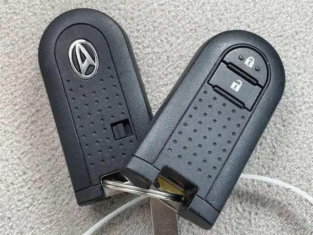 ダイハツ ムーヴ キャンバス X メイクアップ SA Ⅲ 佐賀県 2018(平30)年 4.3万km パールホワイトⅢ/ナチュラルベージュマイカメタリック 2トーン スマートアシストIII/エコアイドル/純正SDナビ/地デジTV/【DVD/CD再生機能】/バックカメラ/ドライブレコーダー（DRN-H68N）/ETC/リアコーナーセンサー/キーフリーシステム