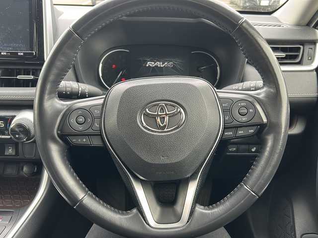 トヨタ ＲＡＶ４ G 新潟県 2020(令2)年 8.2万km アティチュードブラックマイカ 純正（ナビ・BT・ETC）/フルセグTV/黒皮シート/バックシート/パワーシート/シートヒーター/パワーリアゲート/ドライブレコーダー/プッシュスタート/車線逸脱警報/ステアリングヒーター/パーキングサポートブレーキ