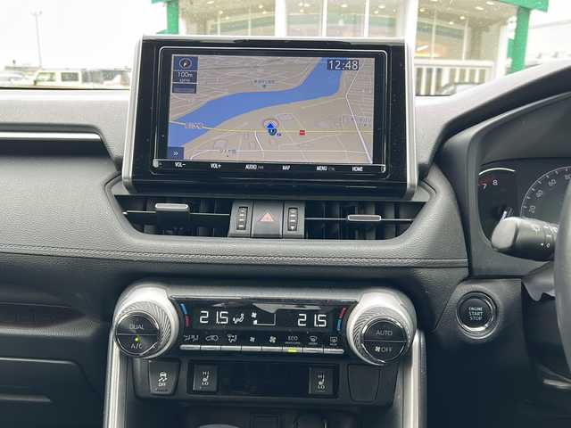 トヨタ ＲＡＶ４ G 新潟県 2020(令2)年 8.2万km アティチュードブラックマイカ 純正（ナビ・BT・ETC）/フルセグTV/黒皮シート/バックシート/パワーシート/シートヒーター/パワーリアゲート/ドライブレコーダー/プッシュスタート/車線逸脱警報/ステアリングヒーター/パーキングサポートブレーキ
