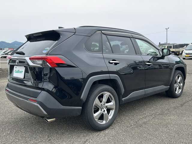 トヨタ ＲＡＶ４ G 新潟県 2020(令2)年 8.2万km アティチュードブラックマイカ 純正（ナビ・BT・ETC）/フルセグTV/黒皮シート/バックシート/パワーシート/シートヒーター/パワーリアゲート/ドライブレコーダー/プッシュスタート/車線逸脱警報/ステアリングヒーター/パーキングサポートブレーキ