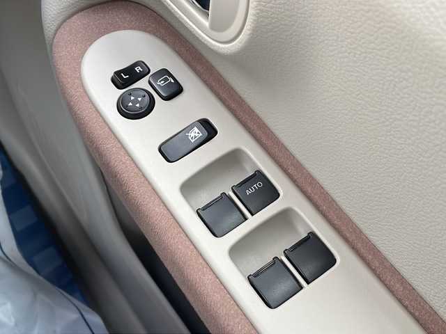 スズキ ラパン X 三重県 2022(令4)年 1万km テラコッタピンクメタリック/ソフトベージュ 2トーン 衝突被害軽減ブレーキ　レーンキープ　前席シートヒーター　ツートンカラー　ステアリングスイッチ　ＵＳＢ　オートライト　ＬＥＤヘッドライト　アイドリングストップ　Ｗエアバック　スマートキー　スペアキー　コーナーセンサー　横滑り防止装置