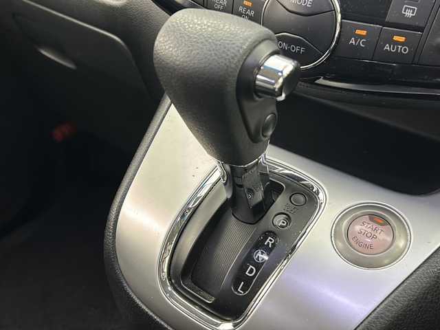 日産 セレナ 20X S HV Aセーフティ 長崎県 2014(平26)年 9.2万km クリスタルミスト 純正ナビ/・フルセグTV/・Bluetooth/・CD/DVD/純正後席モニター/アラウンドビューモニター/衝突軽減システム/車線逸脱防止/クルーズコントロール/両側パワースライドドア/後席サンシェード/シートカバー/ビルトインETC