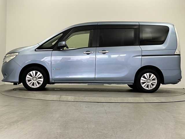 日産 セレナ 20X S HV Aセーフティ 長崎県 2014(平26)年 9.2万km クリスタルミスト 純正ナビ/・フルセグTV/・Bluetooth/・CD/DVD/純正後席モニター/アラウンドビューモニター/衝突軽減システム/車線逸脱防止/クルーズコントロール/両側パワースライドドア/後席サンシェード/シートカバー/ビルトインETC