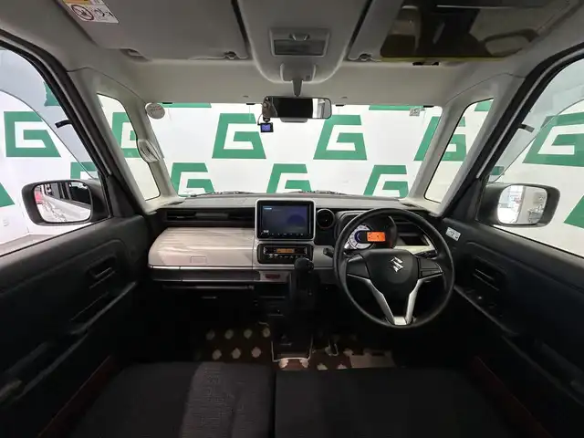 スズキ スペーシア HYBRID X 鹿児島県 2018(平30)年 6.3万km ピュアホワイトP 社外ナビ/(フルセグTV/Bluetooth/DVD/CD)/バックカメラ/衝突軽減ブレーキ/横滑り防止　/運転席シートヒーター/後席サーキュレーター/ロール式サンシェード/両側パワースライドドア/ドライブレコーダー/ETC/オートライト/電動格納ミラー/社外アルミホイール/社外フロアマット/ベンチシート/アイドリングストップ