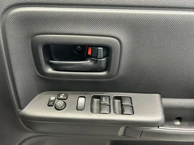 スズキ スペーシア HYBRID X 鹿児島県 2018(平30)年 6.3万km ピュアホワイトP 社外ナビ/(フルセグTV/Bluetooth/DVD/CD)/バックカメラ/衝突軽減ブレーキ/横滑り防止　/運転席シートヒーター/後席サーキュレーター/ロール式サンシェード/両側パワースライドドア/ドライブレコーダー/ETC/オートライト/電動格納ミラー/社外アルミホイール/社外フロアマット/ベンチシート/アイドリングストップ