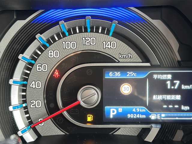 スズキ ハスラー HYBRID G 広島県 2023(令5)年 0.9万km シフォンアイボリーM 禁煙/社外ナビ/CD/DVD/DTV/Bluetooth/バックカメラ/シートヒーター /コーナーセンサー /アイドリングストップ/レーンキープ/スマートキー/プッシュスタート /ビルトインETC/ドライブレコーダー/フロアマット/ドアバイザー/ステアリングスイッチ