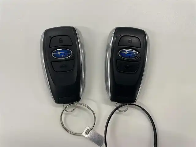 スバル レヴォーグ 1．8GT－H EX 愛知県 2021(令3)年 1.2万km クリスタルホワイトP 11.6インチ大型センターインフォメーションディスプレイナビ/Bluetooth　フルセグTV USB/AppleCarPlay AndroidAuto/純正オプションフルエアロ　/純正オプションフロントグリル　/アイサイトＸ/レーダークルーズコントロール/ビークルダイナミクスコントロール/エマージェンシーブレーキ/ドライバーモニタリングシステム/レーンキープアシスト/コーナーセンサー/パドルシフト/デジタルインナーミラー/LEDオートヘッドライト/パワーバックドア　/フロントカメラ/サイドカメラ/バックカメラ　/スペアキー/オートビークルホールド/ホイールロックナット/運転席ポジションメモリーパワーシート/助手席パワーシート/全席シートヒーター/純正18インチAW/純正ドライブレコーダー　/純正ＥＴＣ２．０　/純正フロアマット/純正カーゴマット/BALMINUM製17インチAW付BLIZZAK VRX3スタッドレスタイヤ4本積込