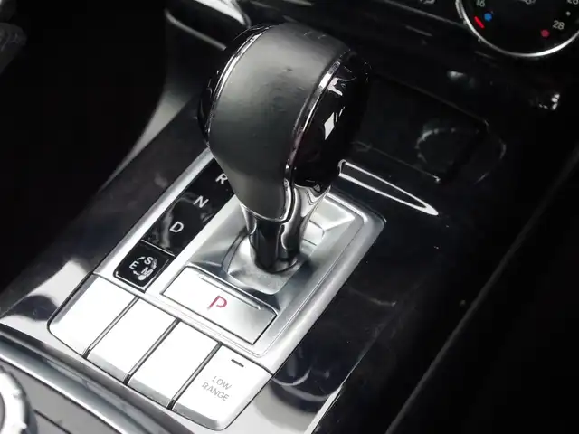 メルセデス・ベンツ ゲレンデヴァーゲン Ｇ３５０ｄ 埼玉県 2017(平29)年 3.1万km ポーラホワイト ブラックレザーシート/アダプティブクルーズコントロール/ラグジュアリーパッケージ/harman/kardon/スライディングルーフ/CarPlay/パークセンサー/ブラインドスポットモニター/バックカメラ/純正ナビ/ドラレコ/ETC/フルセグTV/シートヒーター/シートポジションメモリー機能