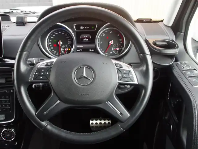 メルセデス・ベンツ ゲレンデヴァーゲン Ｇ３５０ｄ 埼玉県 2017(平29)年 3.1万km ポーラホワイト ブラックレザーシート/アダプティブクルーズコントロール/ラグジュアリーパッケージ/harman/kardon/スライディングルーフ/CarPlay/パークセンサー/ブラインドスポットモニター/バックカメラ/純正ナビ/ドラレコ/ETC/フルセグTV/シートヒーター/シートポジションメモリー機能