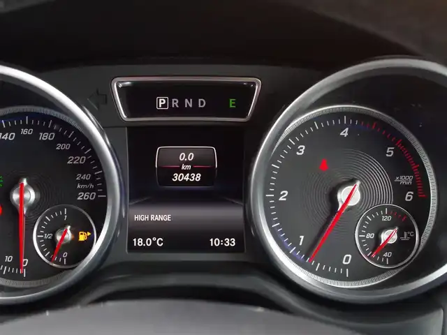 メルセデス・ベンツ ゲレンデヴァーゲン Ｇ３５０ｄ 埼玉県 2017(平29)年 3.1万km ポーラホワイト ブラックレザーシート/アダプティブクルーズコントロール/ラグジュアリーパッケージ/harman/kardon/スライディングルーフ/CarPlay/パークセンサー/ブラインドスポットモニター/バックカメラ/純正ナビ/ドラレコ/ETC/フルセグTV/シートヒーター/シートポジションメモリー機能