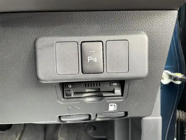 トヨタ ルーミー G 神奈川県 2022(令4)年 2.8万km 青