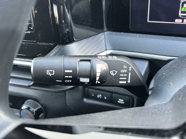 日産 ノート X 佐賀県 2023(令5)年 2万km ガーネットレッド ワンオーナー/純正ナビ/フルセグテレビ/Bluetooth/バックカメラ・全方位カメラ/オートライト/オートエアコン/プッシュスタート/衝突軽減システム/クルーズコントロール/スマートキー/オートブレーキホールド/ETC/純正フロアマット/クリアランスソナー/ステアリングリモコン/取扱説明書/保証書