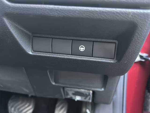 日産 ノート X 佐賀県 2023(令5)年 2万km ガーネットレッド ワンオーナー/純正ナビ/フルセグテレビ/Bluetooth/バックカメラ・全方位カメラ/オートライト/オートエアコン/プッシュスタート/衝突軽減システム/クルーズコントロール/スマートキー/オートブレーキホールド/ETC/純正フロアマット/クリアランスソナー/ステアリングリモコン/取扱説明書/保証書