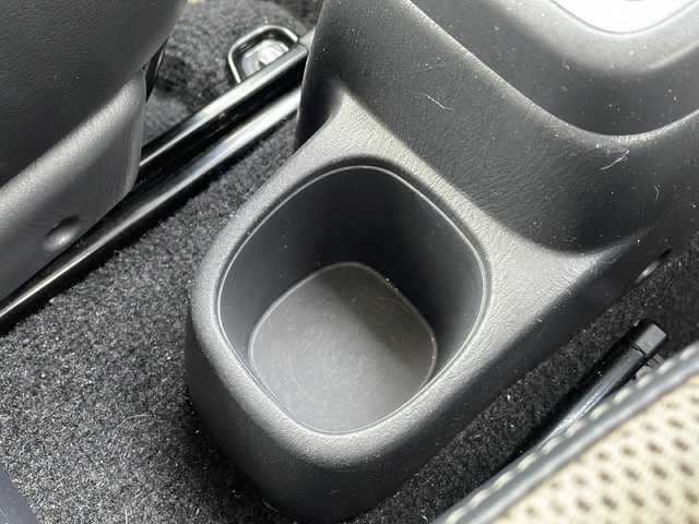 スズキ ジムニー ランドベンチャー 長野県 2016(平28)年 3.8万km パールホワイト ４WD　/AM/FM/CD　/USB入力端子　/ドライブレコーダー　/ステアリングスイッチ　/シートヒーター　/電動格納ミラー　/LEDヘッドライト　/衝突軽減システム　/横滑り防止　/サマータイヤ車載