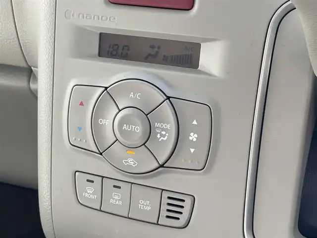 スズキ ラパン X 滋賀県 2015(平27)年 9.9万km フォーンベージュメタリック/ホワイト2トーンルーフ 禁煙車/純正ナビ/（AM/FM/USB/AUX/フルセグTV/Bluetooth）/全方位カメラ/運転席シートヒーター/アイドリングストップ/衝突回避支援システム/スマートキー/プッシュスタート/スマートキー/スペアキー/電動格納ミラー/ドアバイザー/純正フロアマット/横滑り防止装置