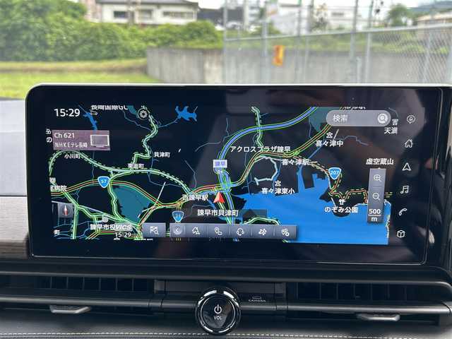 日産 セレナ e－パワー ハイウェイスター V 長崎県 2023(令5)年 1.1万km プリズムホワイト 純正メーカーナビ/　(フルセグTV BT Apple Car Play USB HDMI)/アラウンドビューモニター/バックカメラ/両側パワースライドドア/ビルドインETC2.0/オートホールド/インテリジェントクルーズコントロール/LEDヘッドライト/オートライト/純正16インチアルミホイール/インテリジェントルームミラー/インテリジェントエマージェンシーブレーキ/ブラインドスポットモニター/車線逸脱警報/標識検知支援/駐車支援/先行車発進お知らせ機能/置くだけ充電/スマートキー/スペアキー×1/保証書　取扱説明書