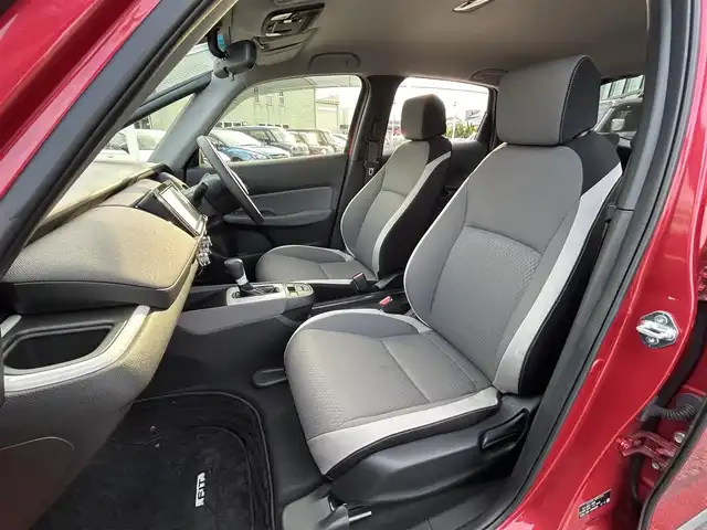 ホンダ フィット e:HEVクロスター 愛媛県 2020(令2)年 2.1万km プレミアムクリスタルレッドM ホンダセンシング/プッシュスタート/純正メモリナビ/バックカメラ/ETC/クルーズコントロール/横滑り防止装置/レーンキープアシスト/オートライト/オートマチックハイビーム/コーナーセンサー/アイドリングストップ/ステアリングスイッチ