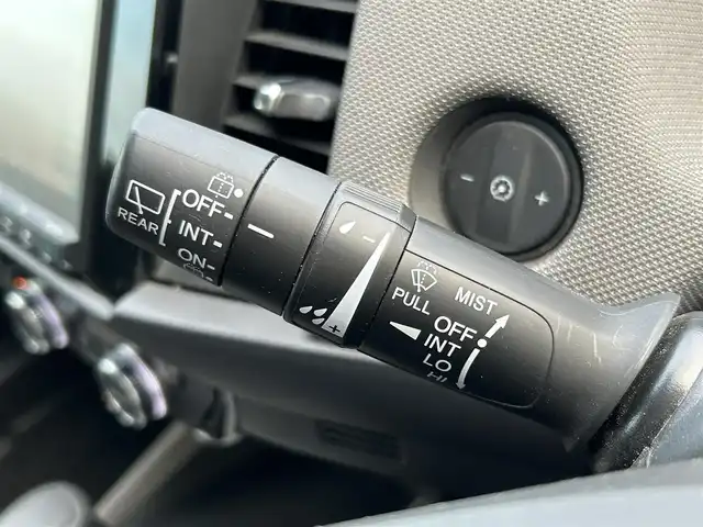 ホンダ フィット e:HEVクロスター 愛媛県 2020(令2)年 2.1万km プレミアムクリスタルレッドM ホンダセンシング/プッシュスタート/純正メモリナビ/バックカメラ/ETC/クルーズコントロール/横滑り防止装置/レーンキープアシスト/オートライト/オートマチックハイビーム/コーナーセンサー/アイドリングストップ/ステアリングスイッチ